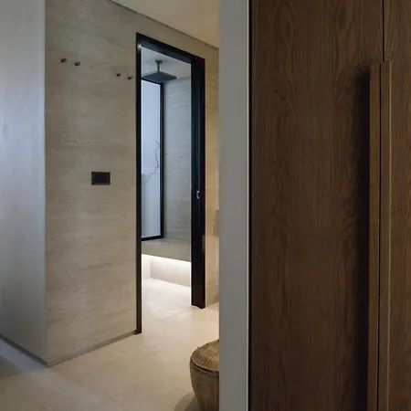 Valerozo - Exclusive Beachside Experience Villa Amoudi