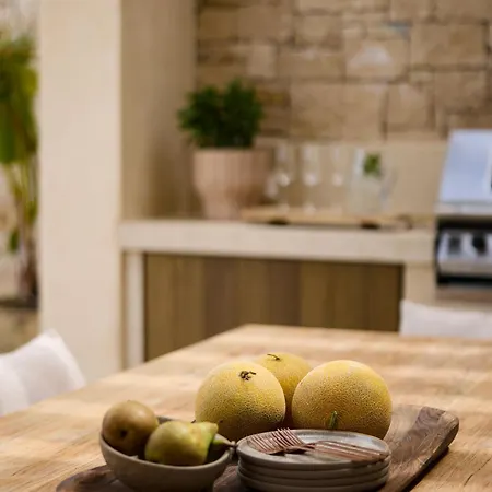 Valerozo - Exclusive Beachside Experience Villa *