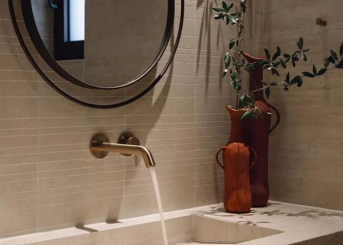 Villa Valerozo - Exclusive Beachside Experience