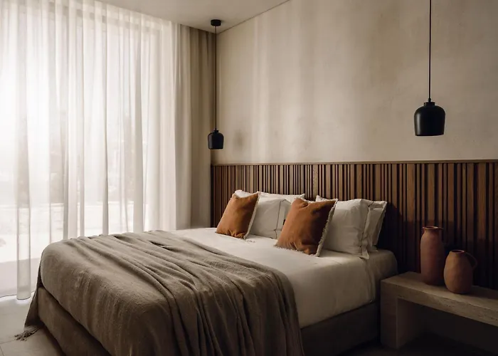 Valerozo - Exclusive Beachside Experience Amoudi