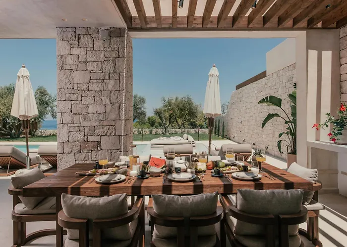 Valerozo - Exclusive Beachside Experience Villa