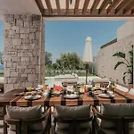Valerozo - Exclusive Beachside Experience Villa