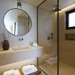 Valerozo - Exclusive Beachside Experience *