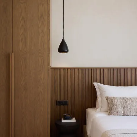 Valerozo - Exclusive Beachside Experience Ammoudi